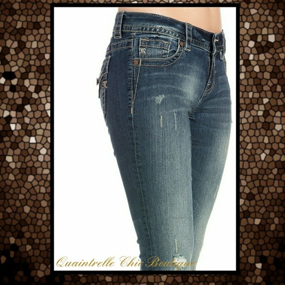 SIZE 29-31 MISS ME SELECT FRINGE HEM FLARE - Picture 4 of 5